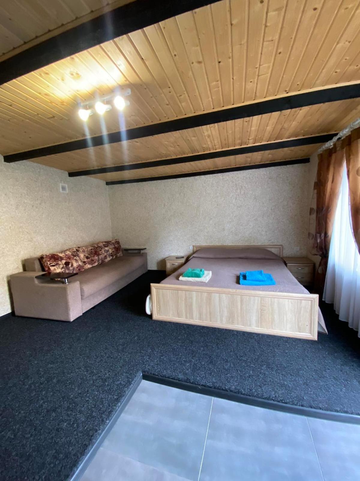 Prykarpatska Villa モルシン エクステリア 写真